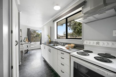 Photo of property in 10 Raleigh Avenue, Fairview Downs, Hamilton, 3214