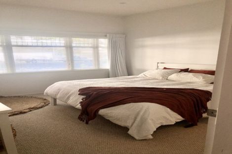 Photo of property in 80 The Parade, Island Bay, Wellington, 6023