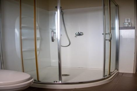Photo of property in 108 San Marino Drive West, Henderson, Auckland, 0612