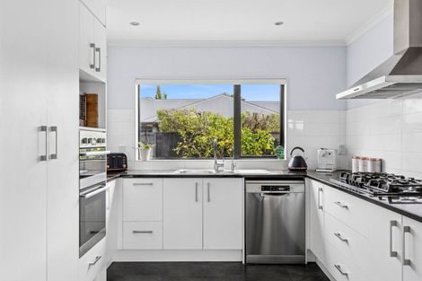 Photo of property in 9 Jasmine Place, Cambridge, 3434