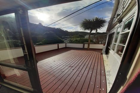 Photo of property in 38 Sunshine Avenue, Karori, Wellington, 6012