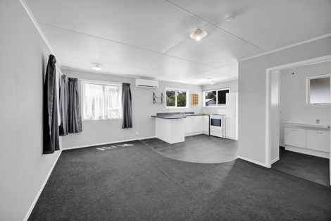 Photo of property in 64 Ketemarae Road, Normanby, Hawera, 4614
