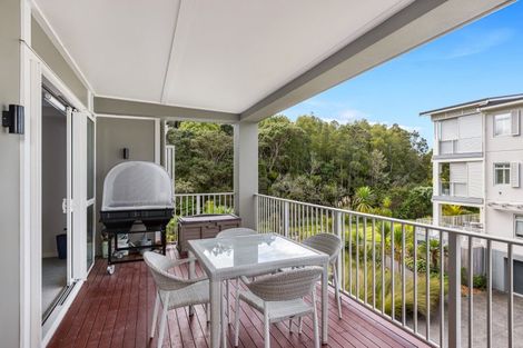 Photo of property in 30 Eaves Bush Parade, Orewa, 0931