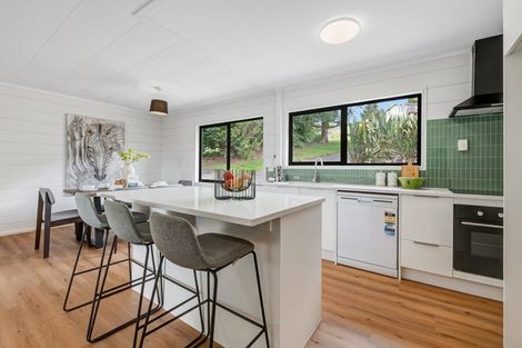 Photo of property in 2/15 Pemberton Avenue, Bayview, Auckland, 0629