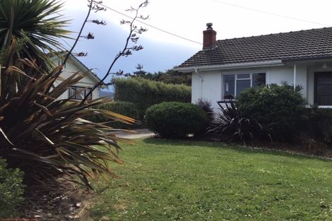 Photo of property in 8 Holmes Street, Waimate, 7924