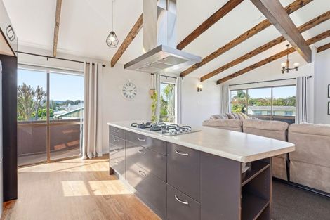 Photo of property in 8 Ash Place, Aramoho, Whanganui, 4500