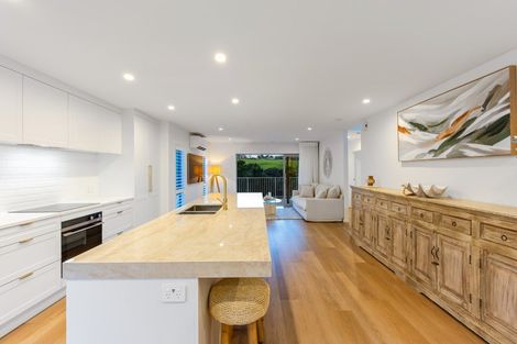 Photo of property in 69 Glenvar Ridge Road, Long Bay, Auckland, 0630