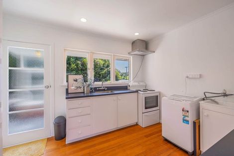 Photo of property in 2/15 Dominion Street, Takapuna, Auckland, 0622