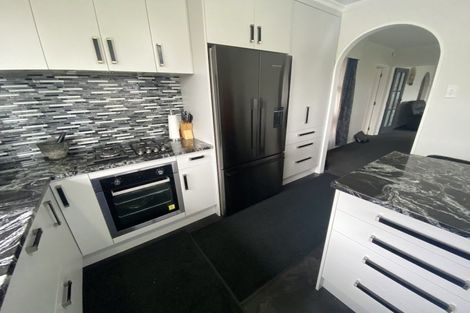 Photo of property in 12 Geraldine Crescent, Cloverlea, Palmerston North, 4412
