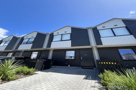 Photo of property in 12/21 Makomako Drive, Orewa, 0931