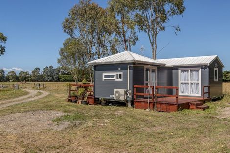 Photo of property in 246 Amberley Beach Road, Amberley, 7481