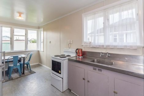 Photo of property in 35 Middlesex Street, Levin, 5510