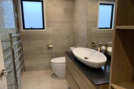 Photo of property in 6 Moffat Road, Red Beach, 0932