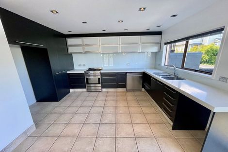 Photo of property in 63a/3 Norwood Road, Bayswater, Auckland, 0622
