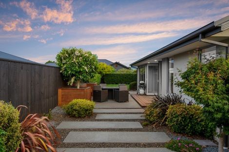 Photo of property in 8 Overton Place, Prebbleton, 7604