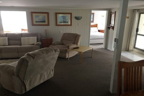 Photo of property in 238 Hibiscus Coast Highway, Orewa, 0931