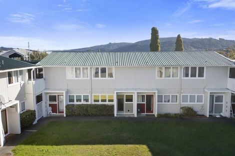 Photo of property in 8/6-8 Keys Street, Elderslea, Upper Hutt, 5018