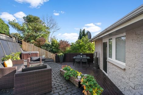 Photo of property in 198 Centaurus Road, Saint Martins, Christchurch, 8022