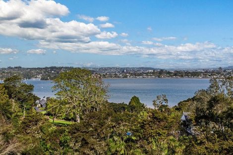 Photo of property in 26 Merewhira Road, Paremoremo, Albany, 0793
