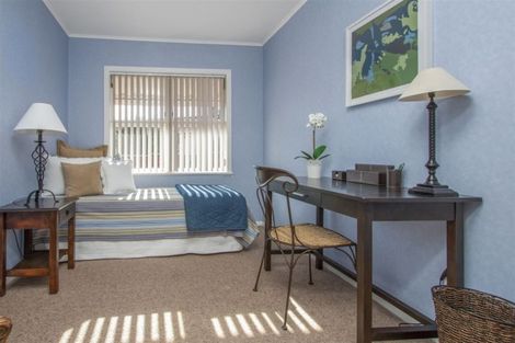 Photo of property in 99 Sturges Road, Henderson, Auckland, 0612