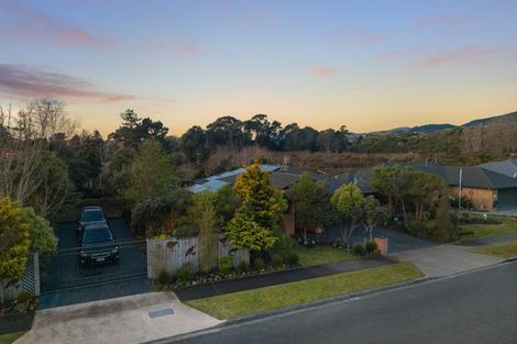 Photo of property in 11 Harry Shaw Way, Raumati South, Paraparaumu, 5032