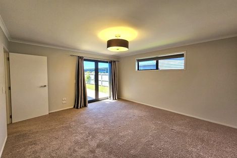 Photo of property in 18 Keene Drive, Bell Block, New Plymouth, 4312