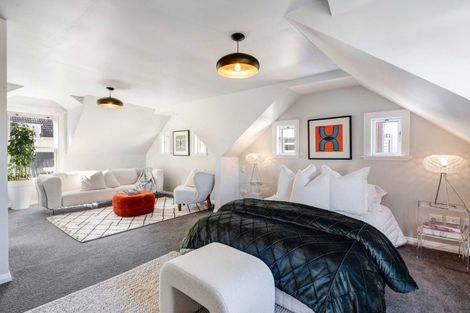 Photo of property in 15 Selwyn Terrace, Thorndon, Wellington, 6011