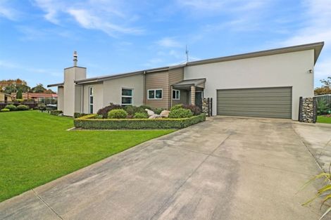 Photo of property in 134 Guy Street, Dannevirke, 4930