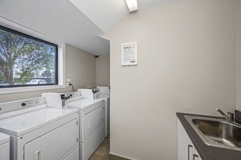 Photo of property in 1/69 Mckenzie Road, Mangere Bridge, Auckland, 2022