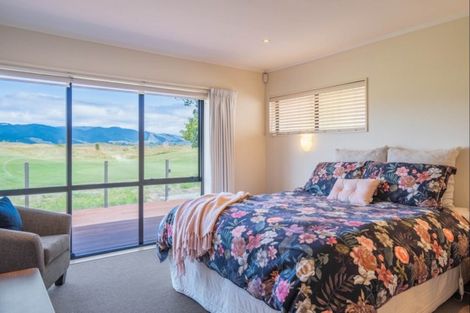 Photo of property in 58 Golf Road, Paraparaumu Beach, Paraparaumu, 5032
