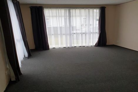 Photo of property in 12b Sandspit Road, Waiuku, 2123