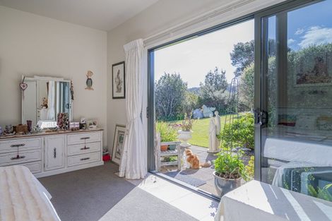 Photo of property in 69 Centennial Drive, Whitianga, 3510