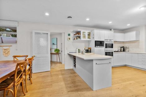 Photo of property in 2/7 Morton Avenue, Forrest Hill, Auckland, 0620
