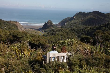 Photo of property in 126 Lone Kauri Road, Karekare, Auckland, 0772
