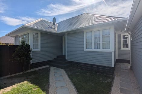 Photo of property in 2/7 Leonard Place, Saint Martins, Christchurch, 8022