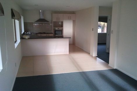 Photo of property in 75c Pleasant Road, Glen Eden, Auckland, 0602