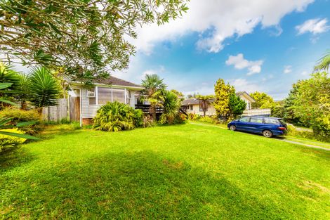 Photo of property in 3 Kaikoura Street, Henderson, Auckland, 0612