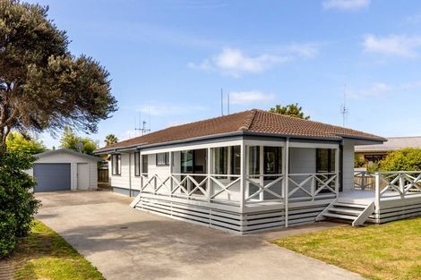 Photo of property in 86 Eversham Road, Mount Maunganui, 3116