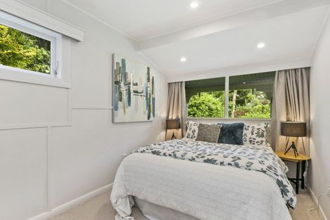 Photo of property in 136 Parkvale Road, Karori, Wellington, 6012