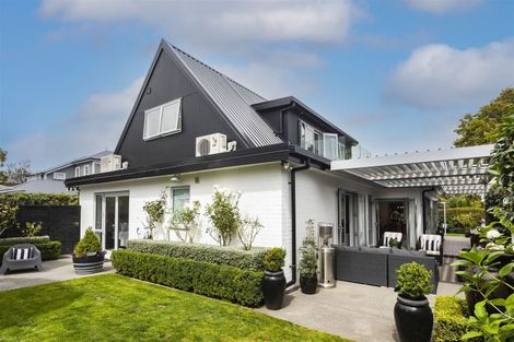Photo of property in 56 Fendalton Road, Fendalton, Christchurch, 8014