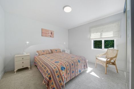 Photo of property in 12 Burgundy Drive, Martinborough, 5711