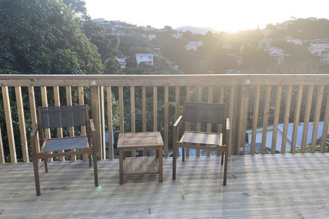 Photo of property in 30 Saint Michaels Crescent, Kelburn, Wellington, 6012