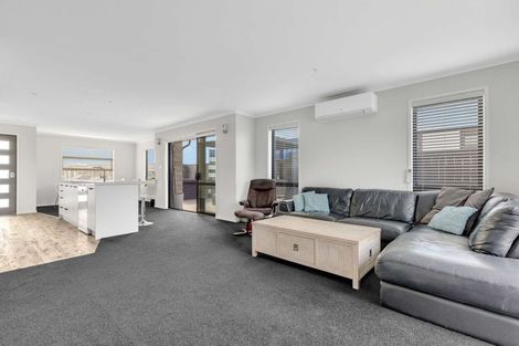 Photo of property in 54 Tamapahore Boulevard, Papamoa Beach, Papamoa, 3118