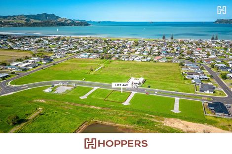 Photo of property in 179 Kupe Drive, Whitianga, 3510