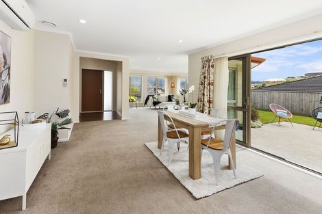 Photo of property in 177 Woodman Drive, Tawa, Wellington, 5028