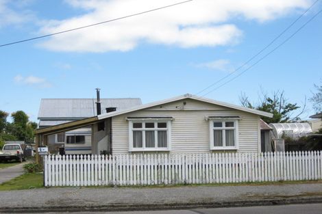 Photo of property in 8a Derby Street, Westport, 7825