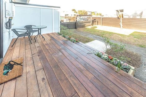 Photo of property in 1 Kupe Place, Castlecliff, Whanganui, 4501