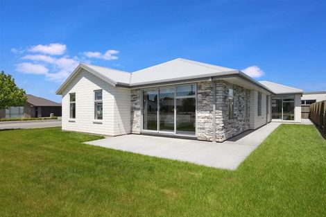 Photo of property in 119 Rannoch Drive, Broomfield, Christchurch, 8042