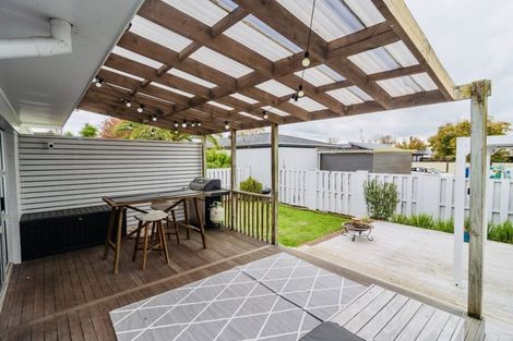 Photo of property in 10 Storey Avenue, Forest Lake, Hamilton, 3200