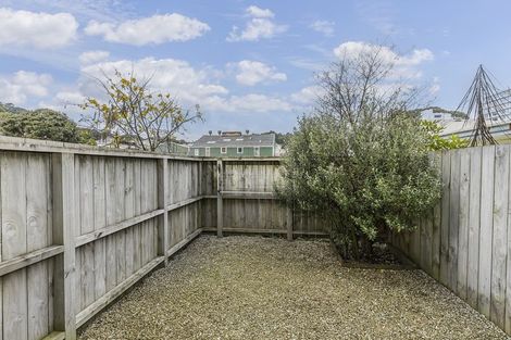 Photo of property in 17/31u Princess Terrace, Newtown, Wellington, 6021